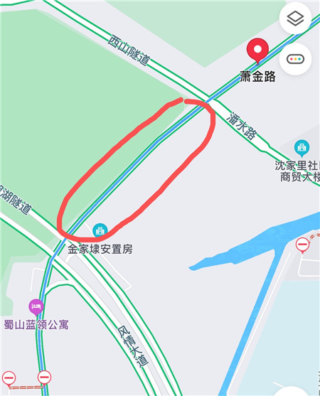 五車(chē)匯流、人車(chē)混行…蕭山這個(gè)“隱秘”的路口堵到?jīng)]朋友！